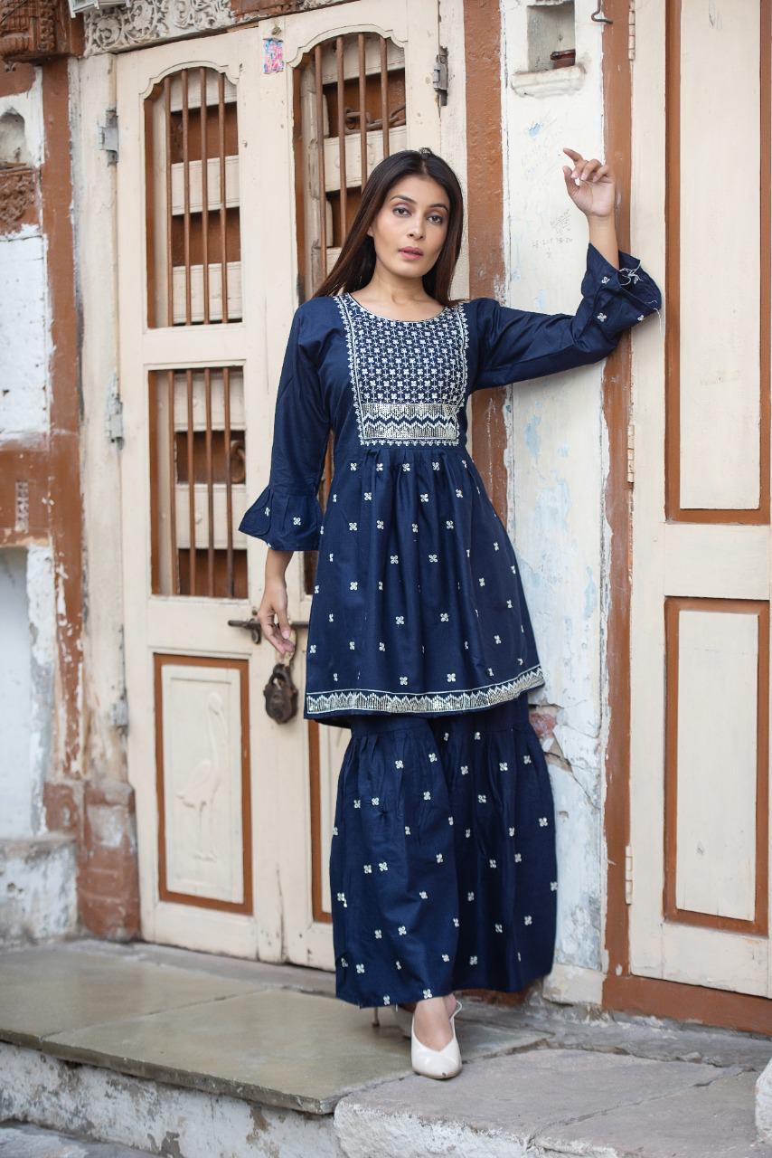 Sunehri 01 Latest Designer Festive Wear Kurti With Sarara Collection